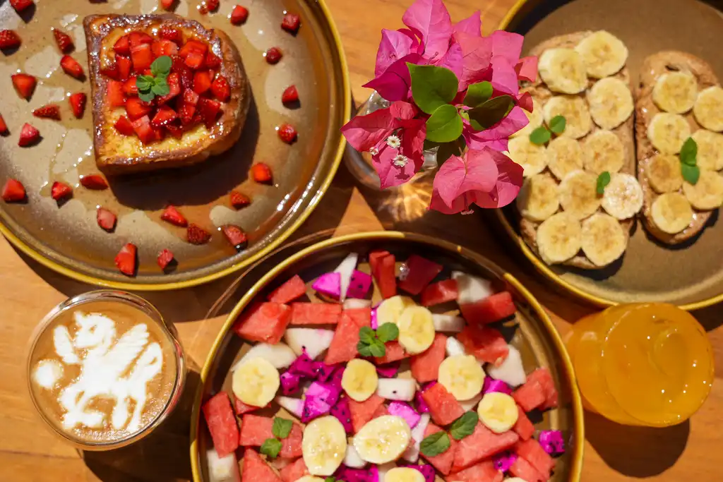 Delicious Tropical Mix Fruit