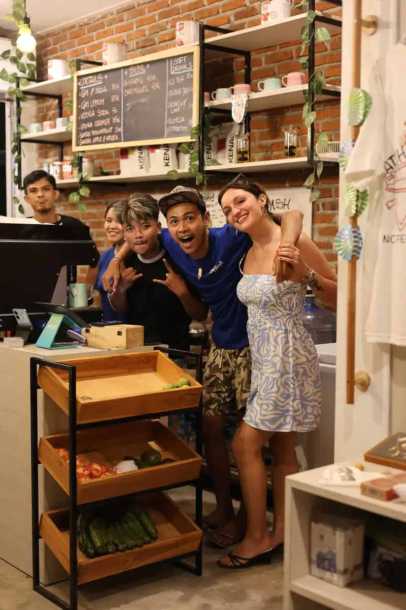 Friendly staff at Surfwell Cafe Lombok